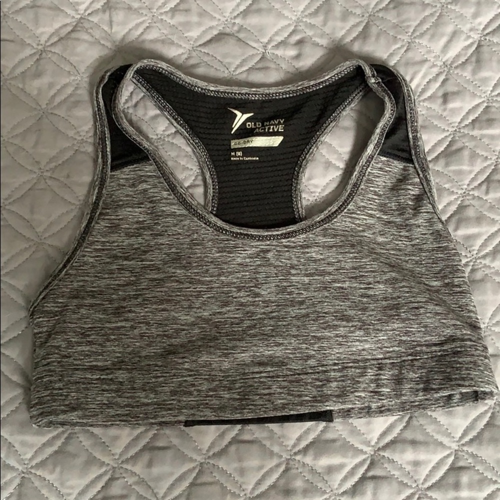 Kids sports bra wore zero times.